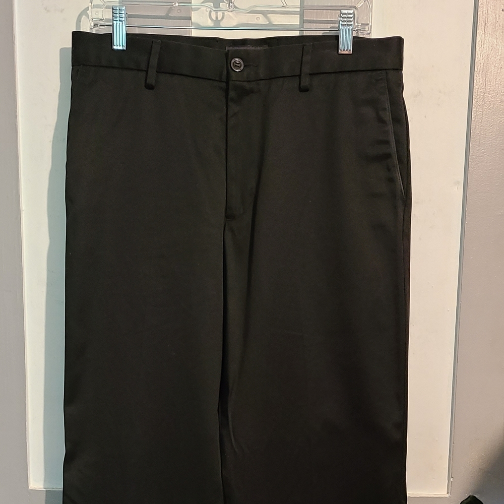 Dockers khakis